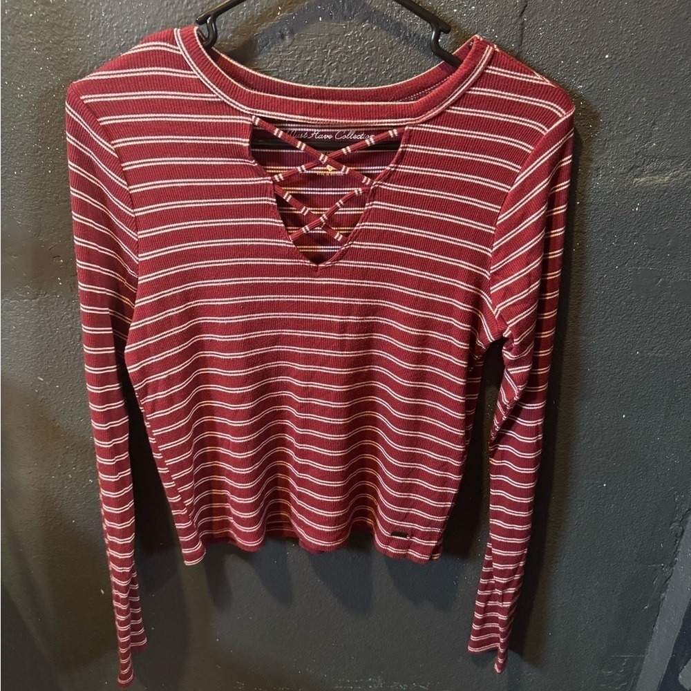 Hollister Must Have Collection Red and White Crop Shirt with Cut Out Design